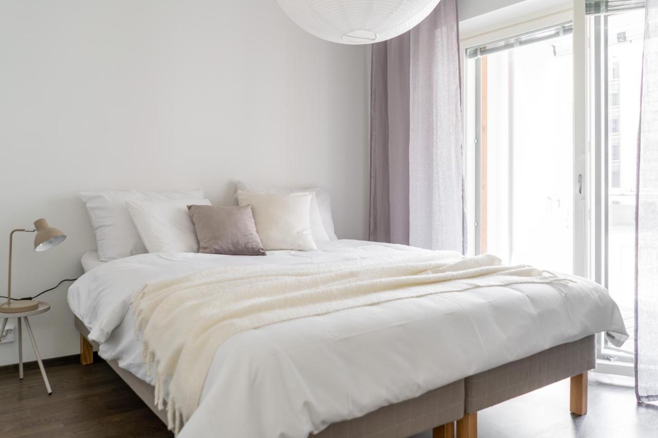 Appartement Iso Aurinkoinen Parveke Ja Hyvaet Yhteydet à Helsinki Extérieur photo